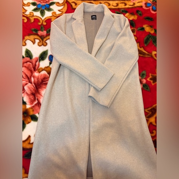Zara Women's Beige Coat - Picture 2 of 4